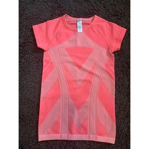 Ivivva fly tech short sleeve tee